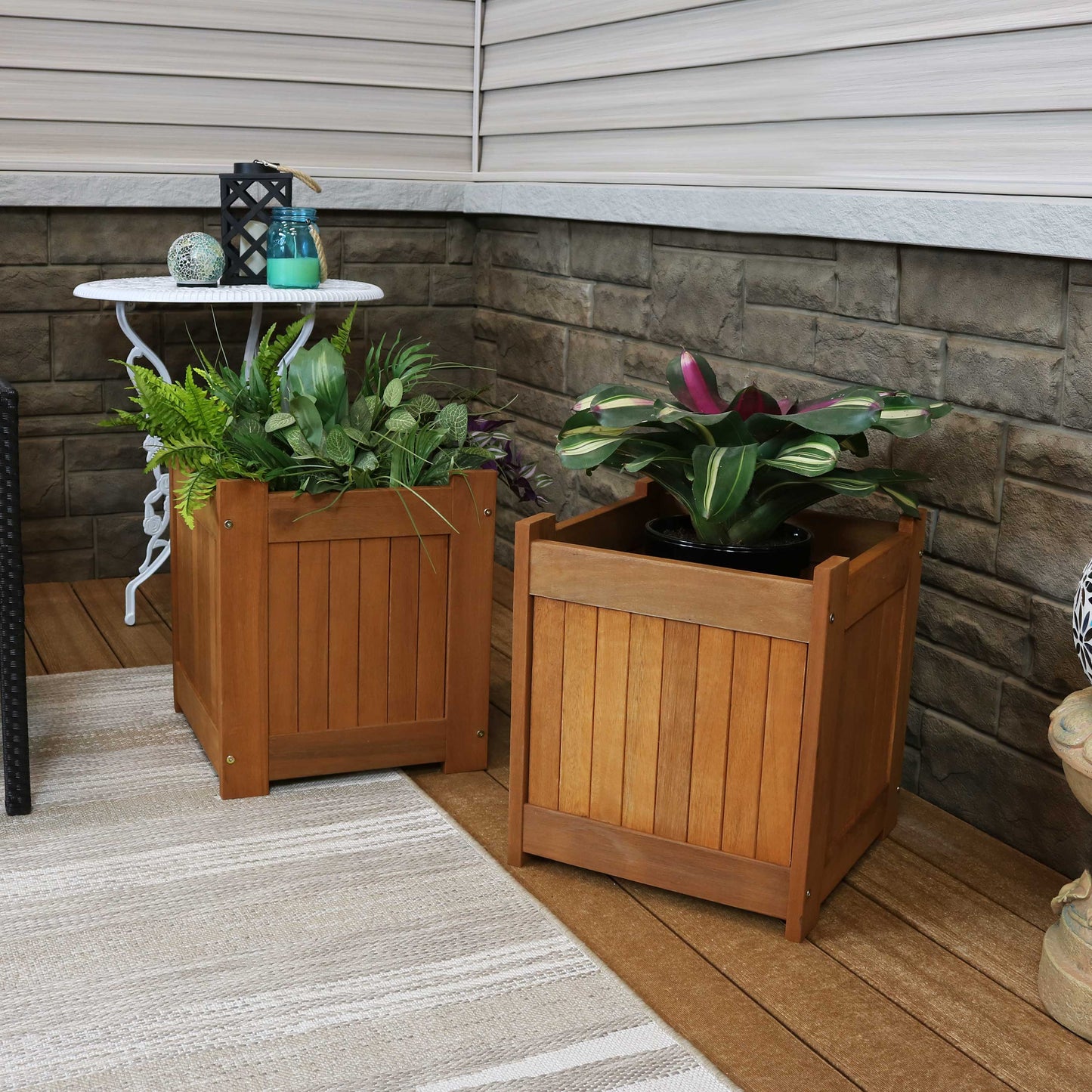 Meranti Outdoor Square Wooden Planter Box - 16'