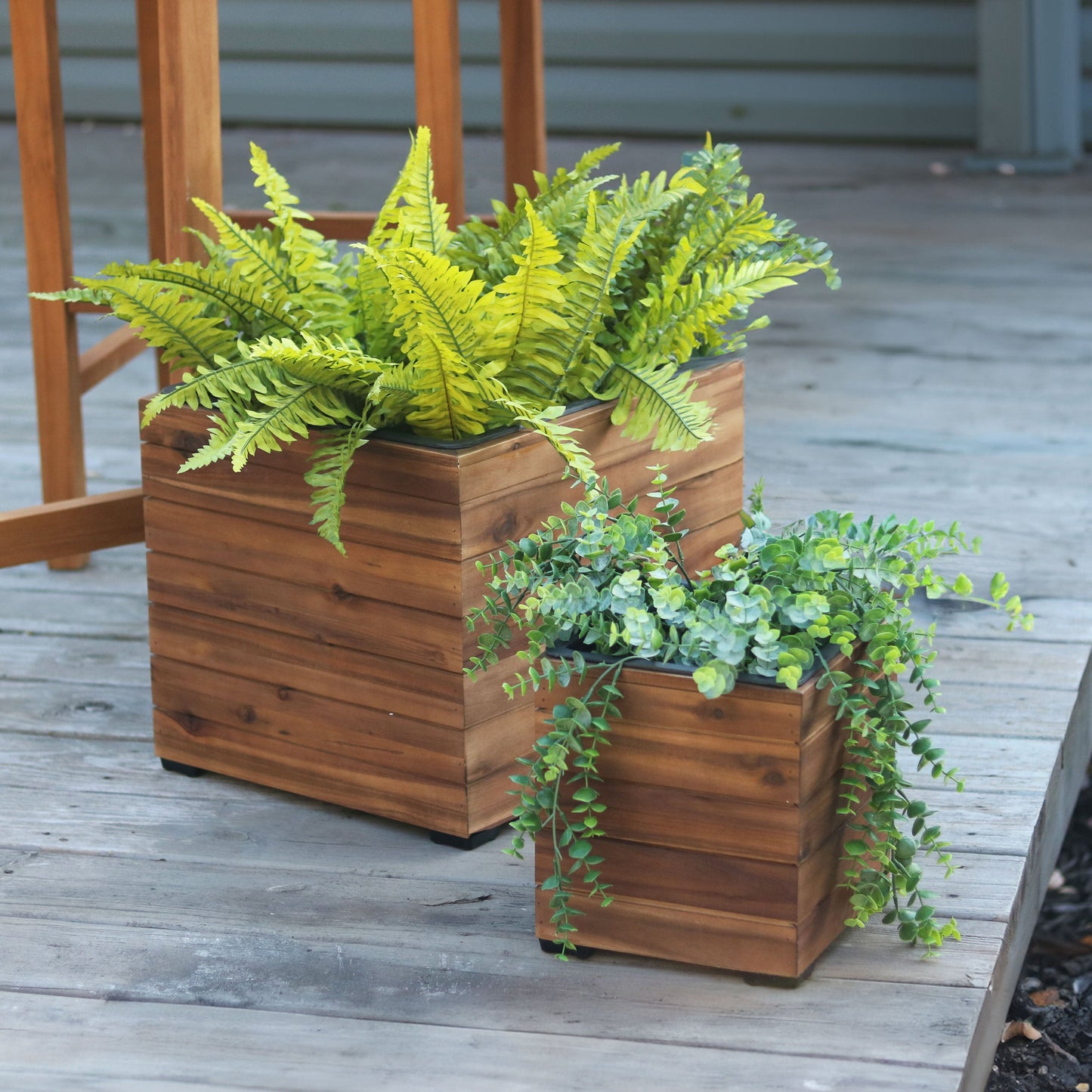2-Piece Wooden Planter Boxes with Plastic Liners